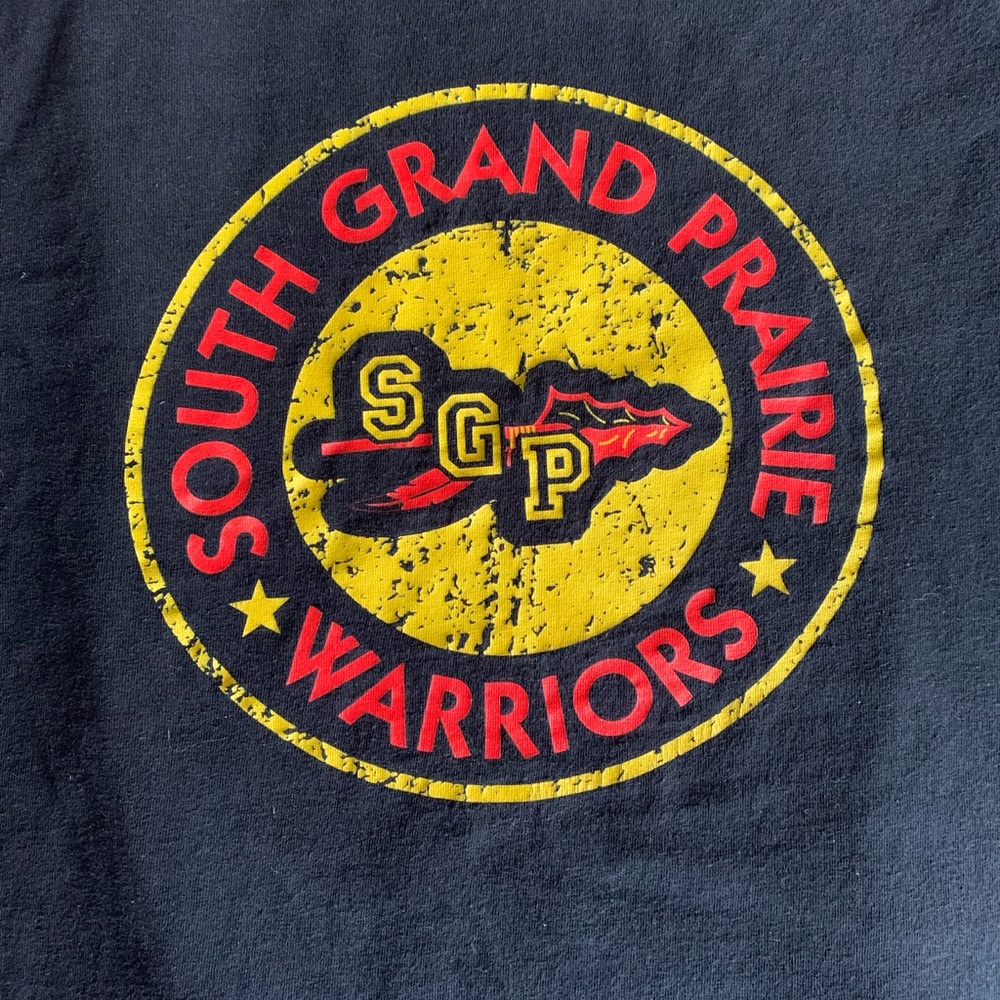 South Grand Prairie Warriors School Short Sleeve Black Tee Shirt Mens Size Small